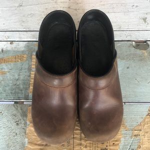 Dansko Dark Brown leather shoes